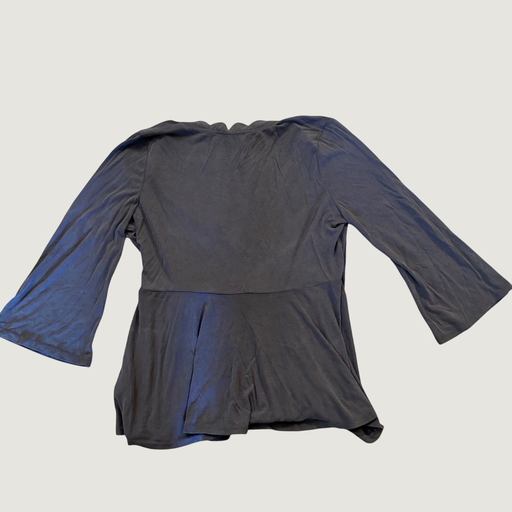Anthropologie Eri + Ali Wrap Top XL Scallop Trim Bell Sleeve Jersey Gray - Picture 2 of 7